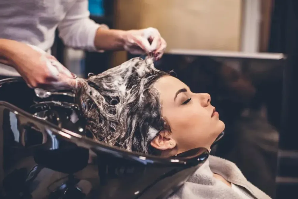 soin du cheuveu et coupe à Saint-Philbert-de-Grand-Lieu